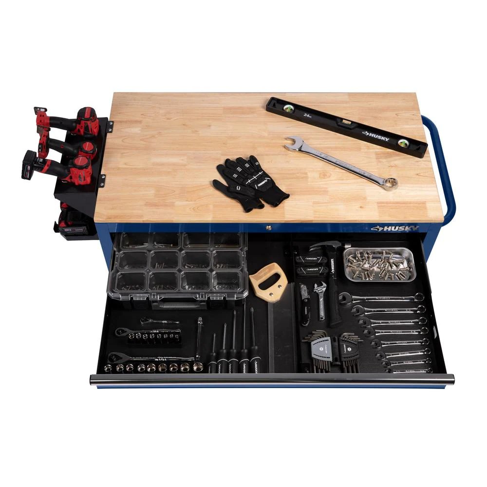 46 in. W x 24.5 in. D 9Drawer Gloss Blue Deep Tool Chest Mobile