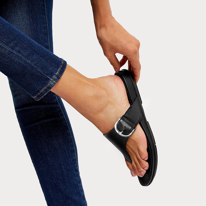 Fitflop Gracie Buckle Leather Toe-Post Sandals