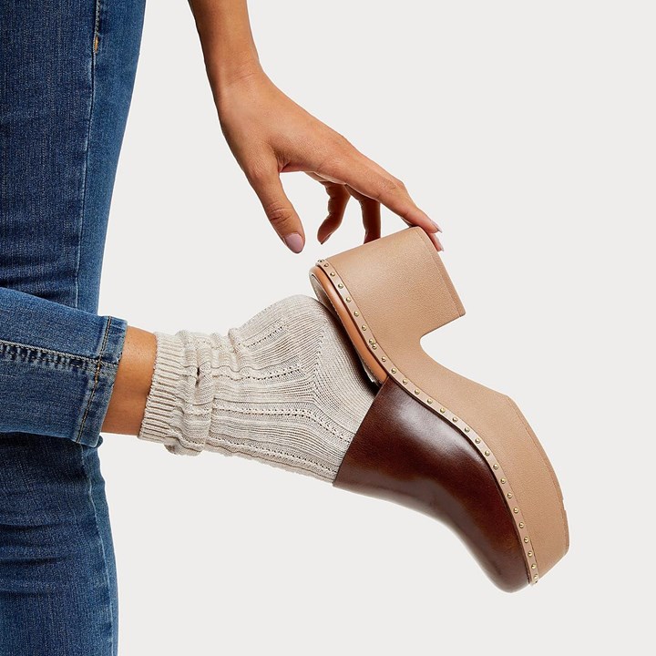 Fitflop Pilar Leather Mule Platforms Mules & Clogs