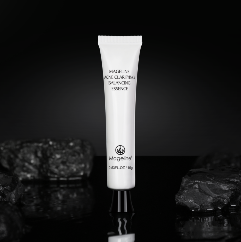 MAGELINE ACNE CLARIFYING BALANCING ESSENCE