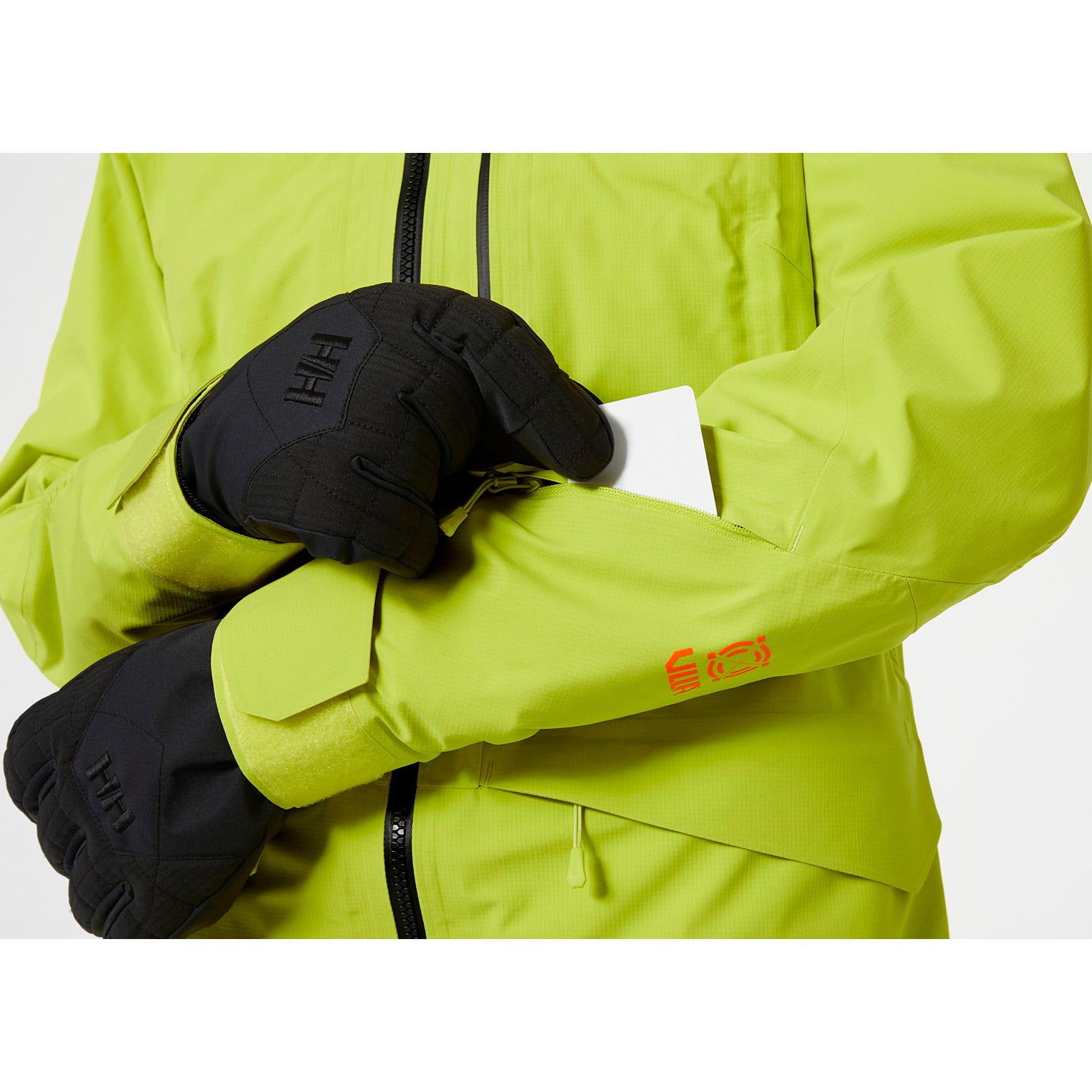 W AURORA INFINITY SHELL JACKET