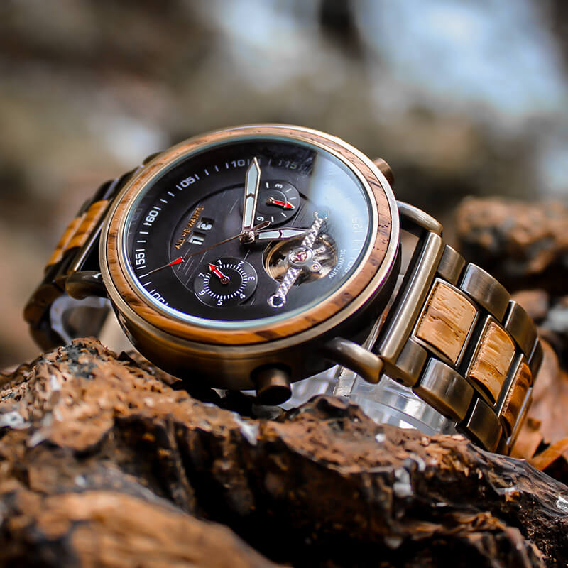 Alpha - Vintage Gold