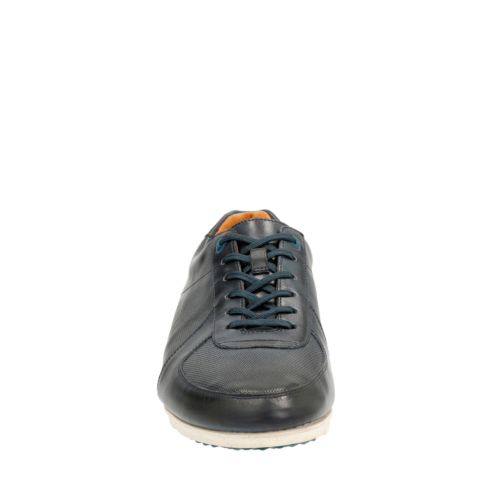 Clarks Triturn Race