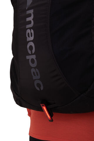 Macpac Rapaki 28L Backpack