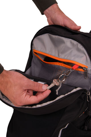 Macpac Rapaki 25L Backpack