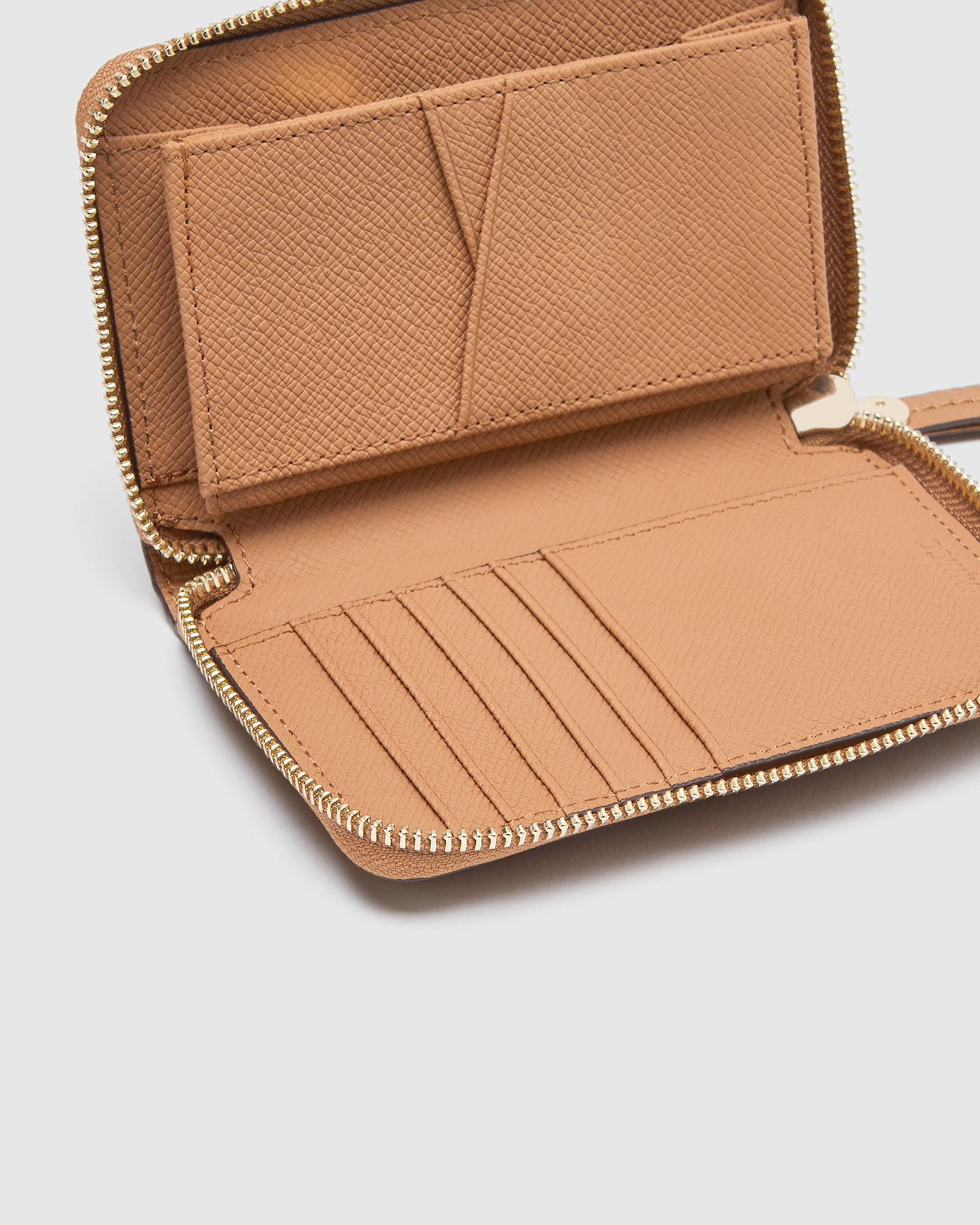 Mimco D-vine Medium Wallet