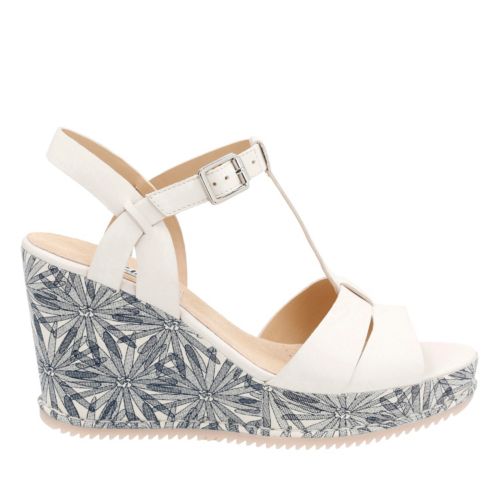 Clarks Adesha River - Wide Fit