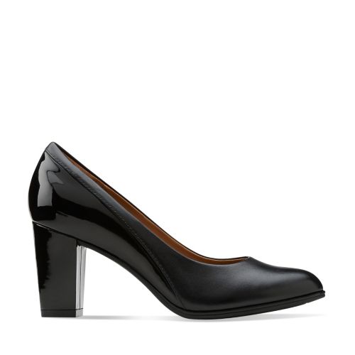 Clarks Basil Auburn - Wide Fit