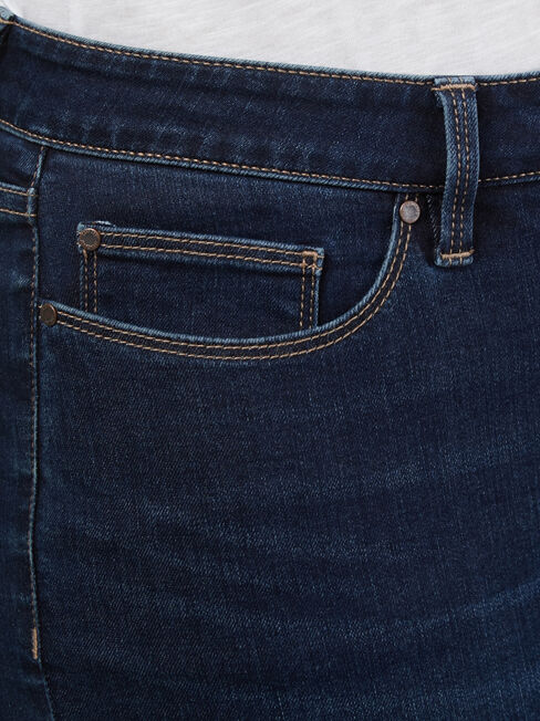 Curve Embracer Slim Straight Jeans