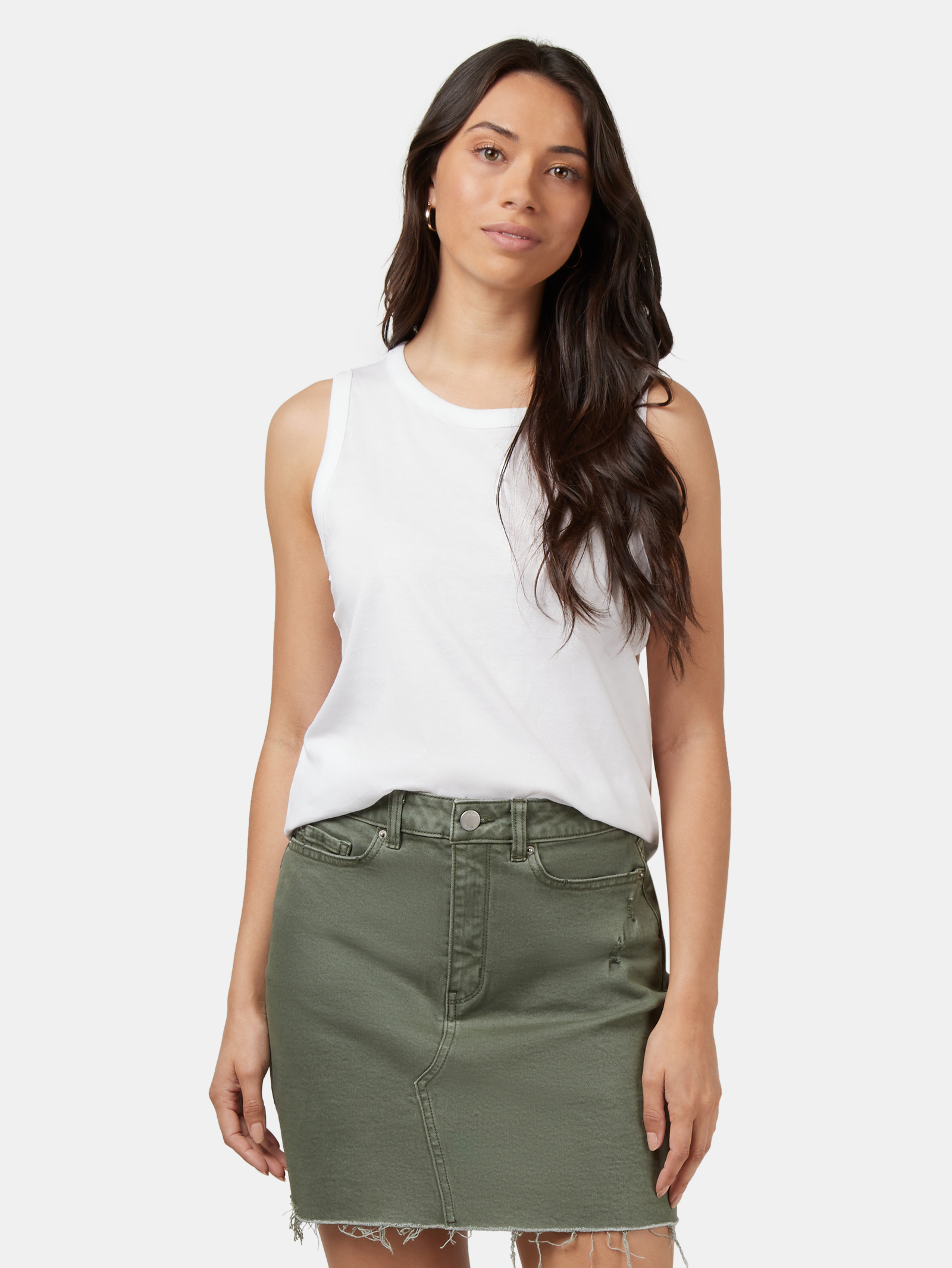 Essential Tank