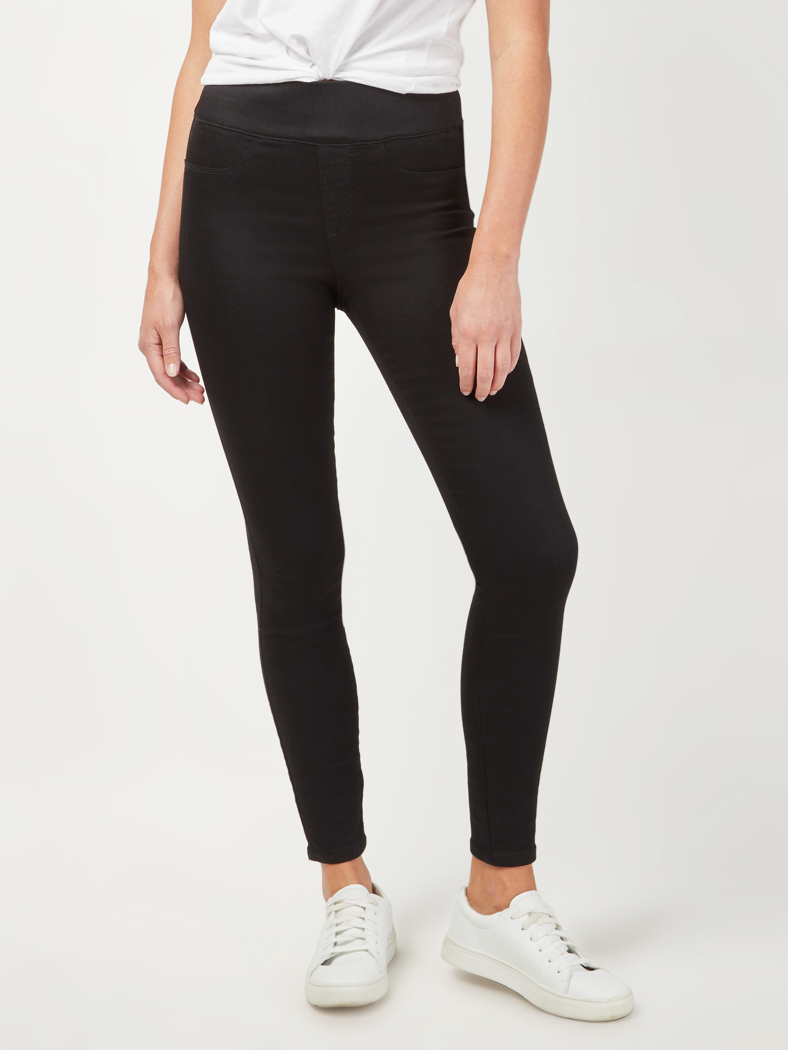 Tessa J-Luxe Skinny Jeans Black