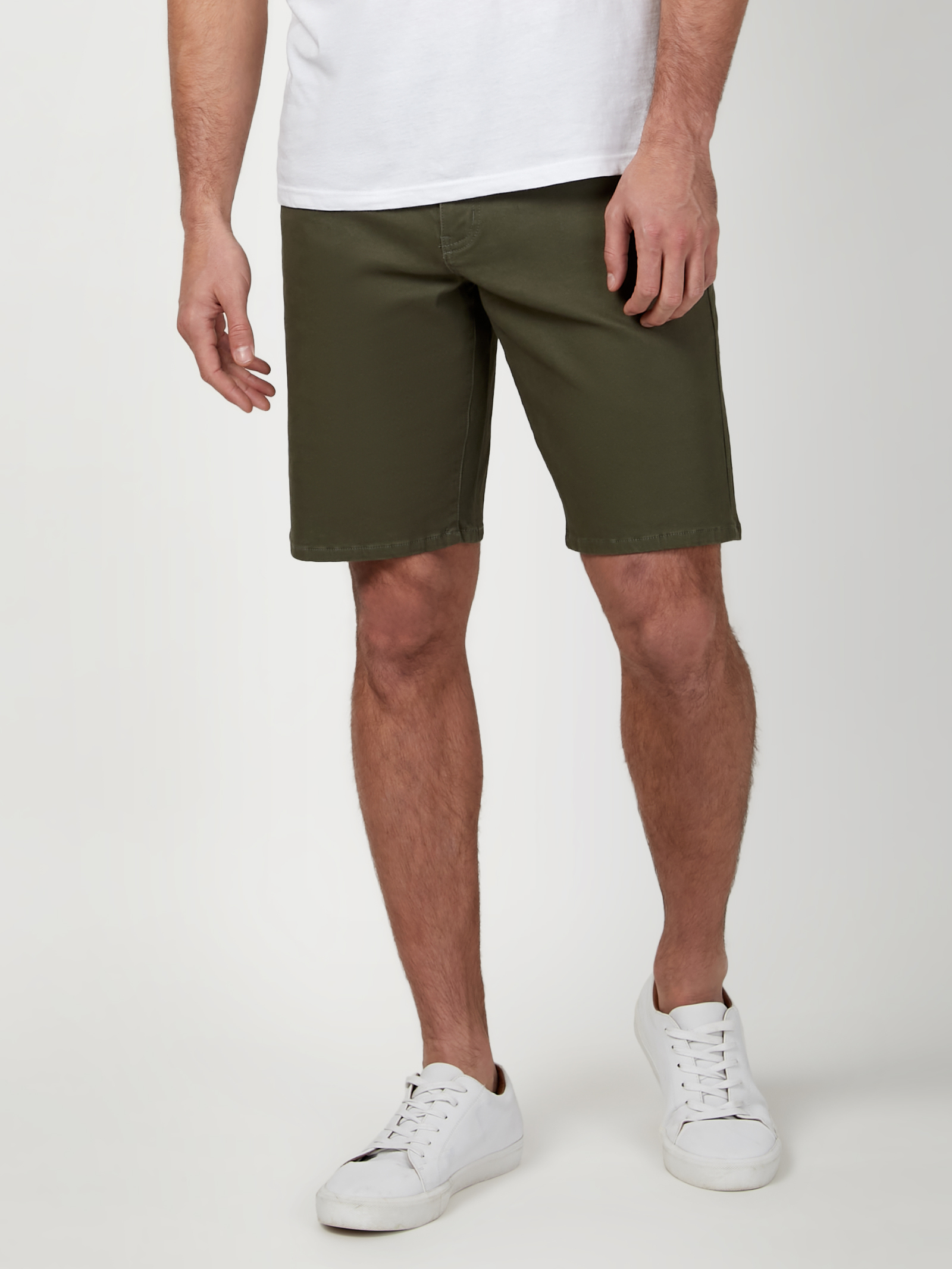 Milton 5 Pocket Short