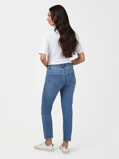 Izzy Mid Waisted Slim Crop Jeans