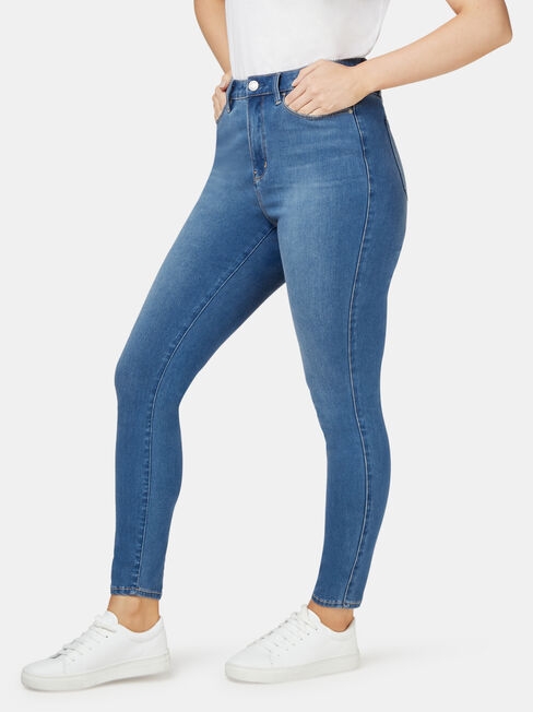 Freeform 360 Contour Curve Embracer Skinny 7/8 Jeans