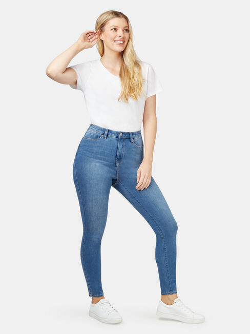 Freeform 360 Contour Curve Embracer Skinny 7/8 Jeans