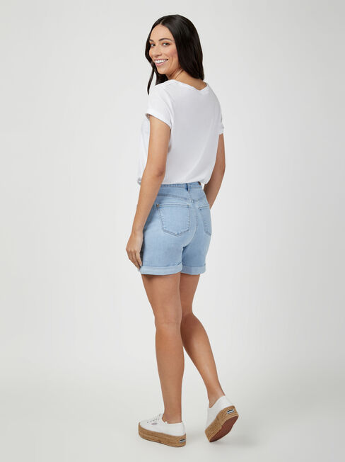 Mariana Boyfriend Short