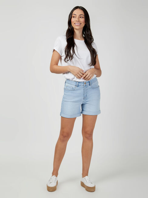 Mariana Boyfriend Short