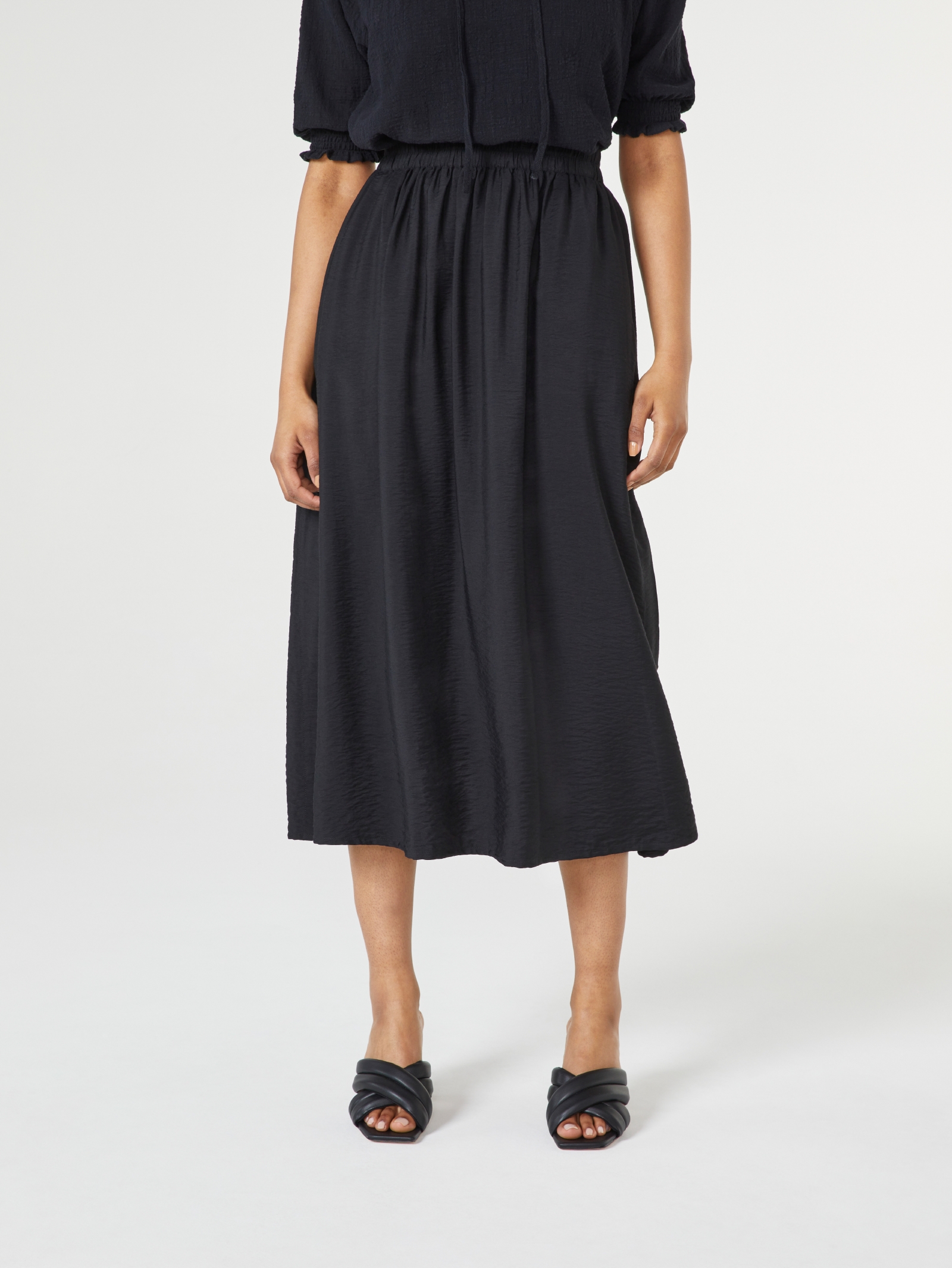 Arlo Ruched Waist Skirt