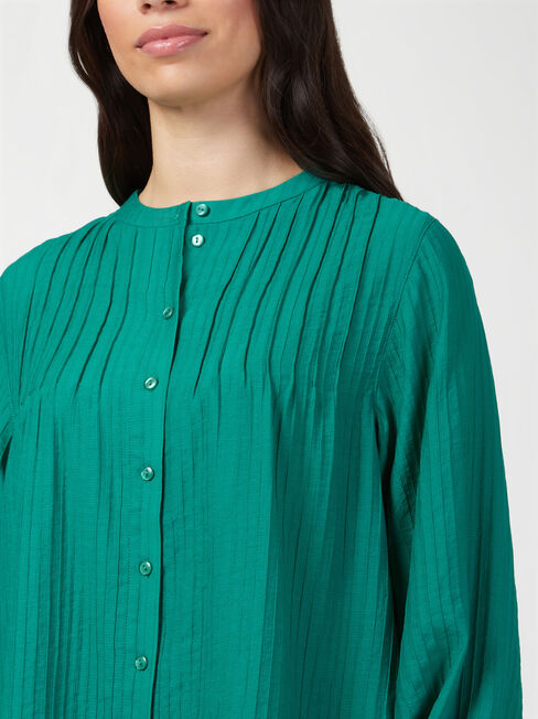 Jasmine Pintuck Front Top