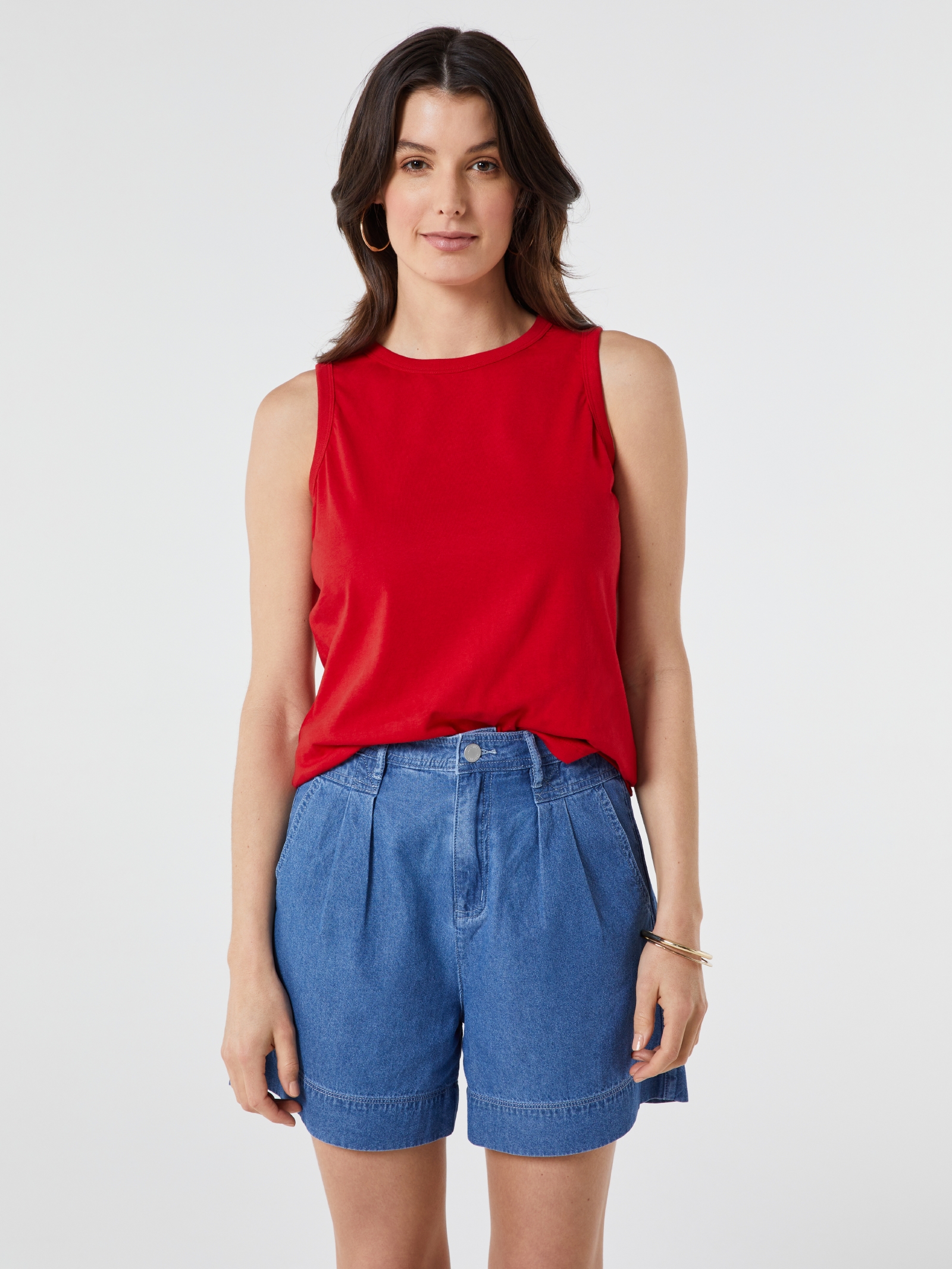 Essential Tank