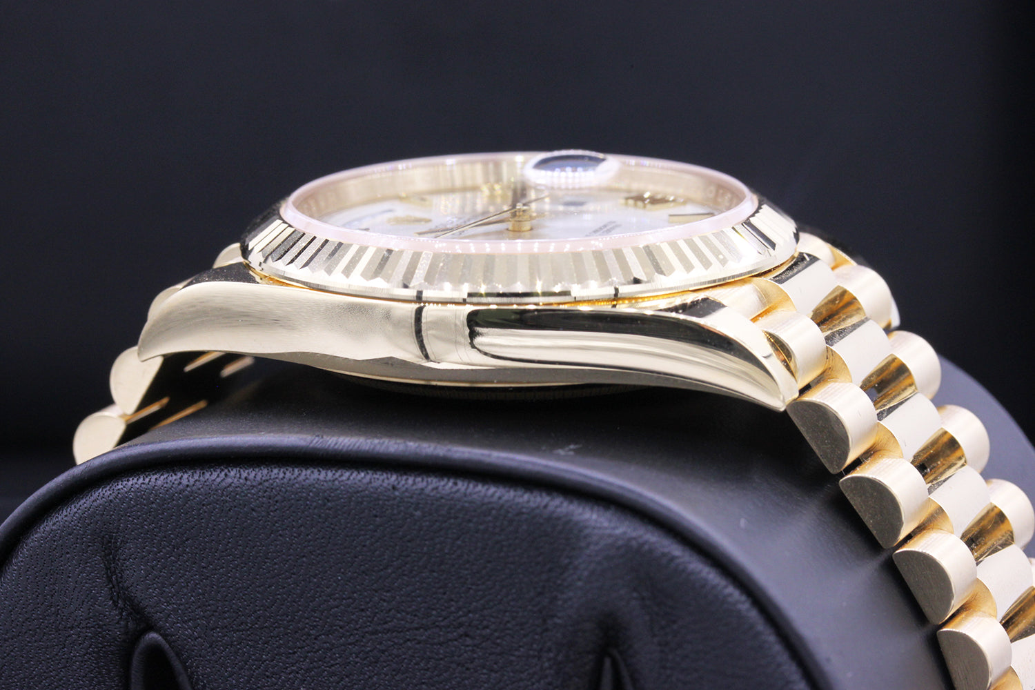 Rolex 1:1 Super Clone Day-Date 40 Presidential 228238 Fluted Bezel Silver Dial