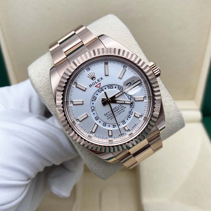 Rolex 1:1 Super Clone Sky-Dweller 42mm 326935 White Dial
