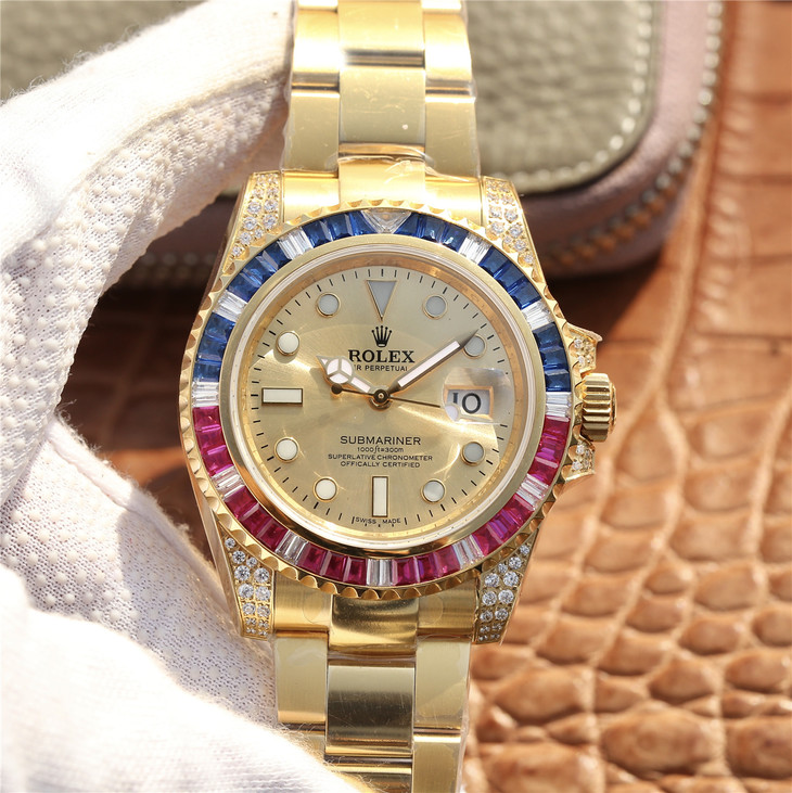 Rolex 1:1 Super Clone Submariner Golden Blue / Red Diamond Gold Dial 40mm