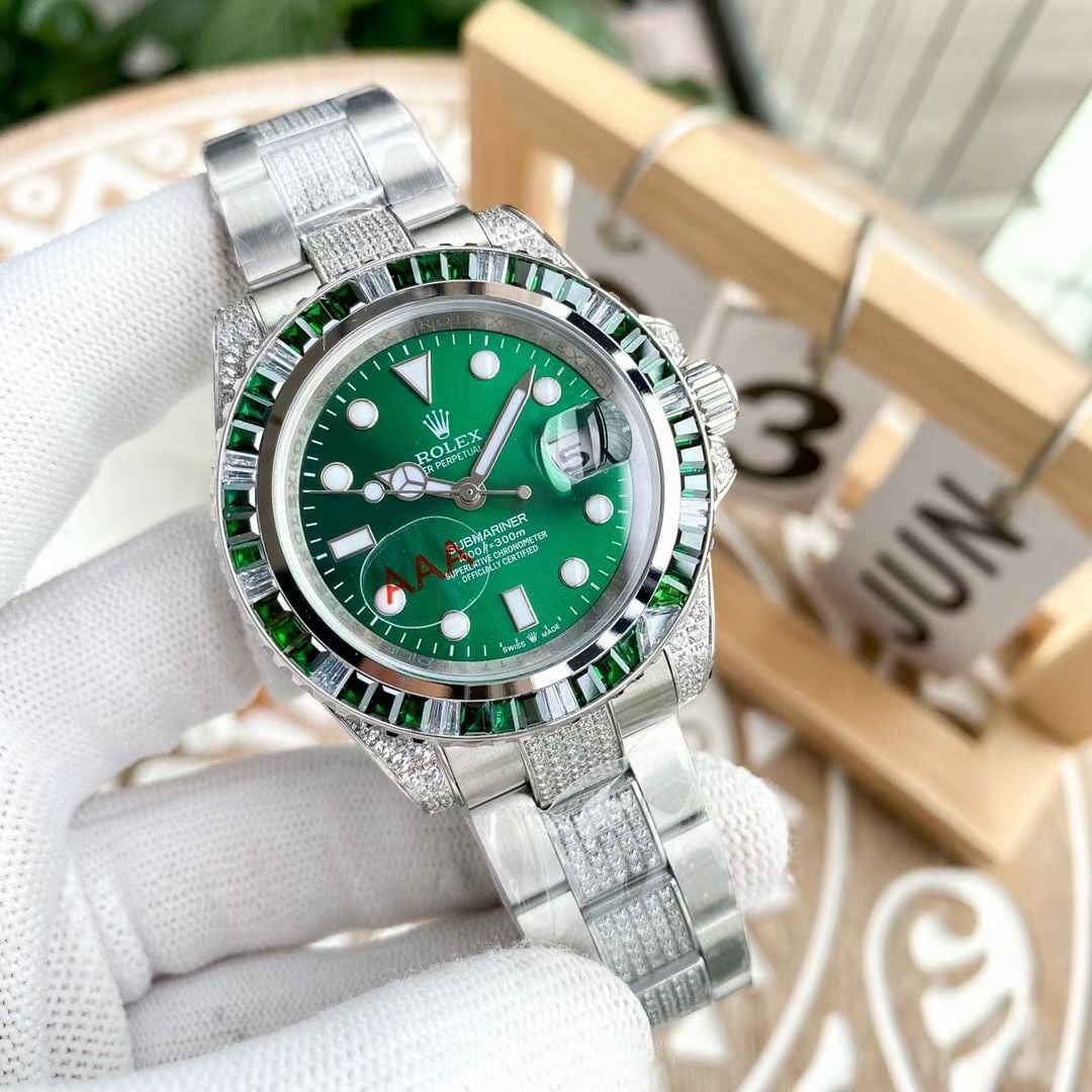 Rolex 1:1 Super Clone Submariner 116610lv Green Dial – CUSTOM DIAMOND SET & BEZEL