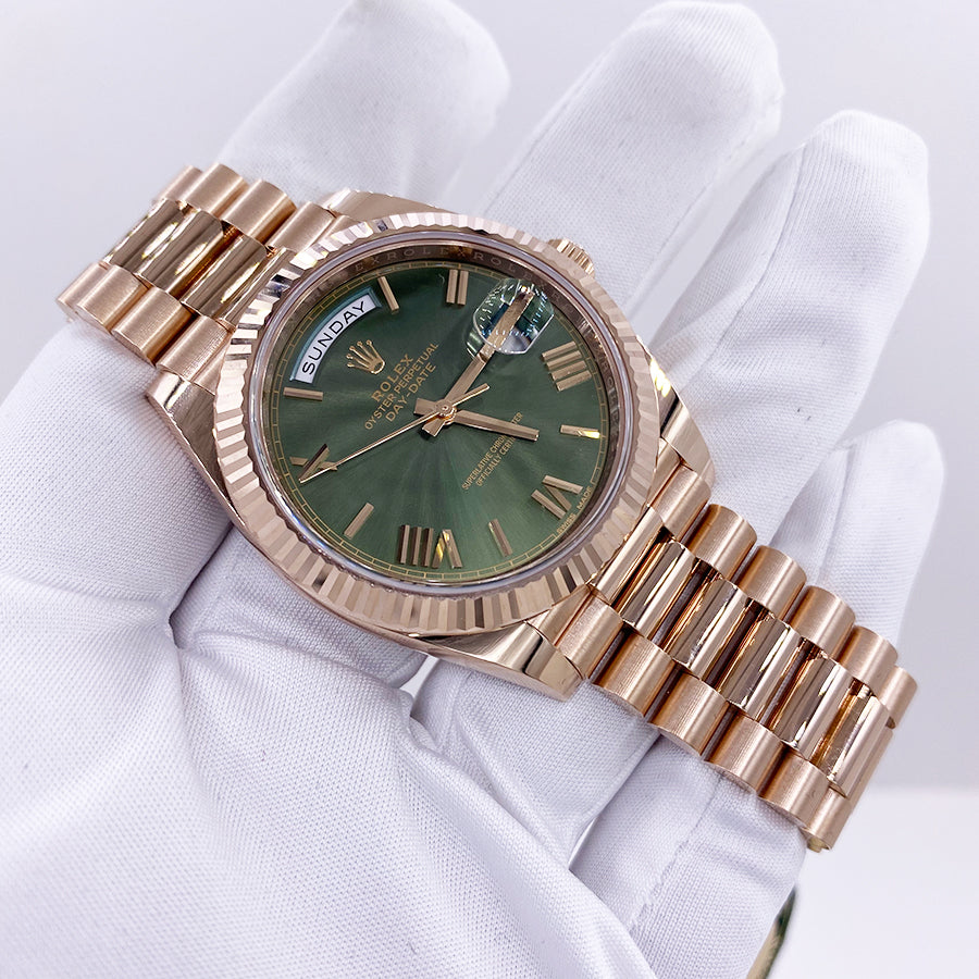 Rolex 1:1 Super Clone Day-Date 40 Presidential 228235 Fluted Bezel Olive Green Dial