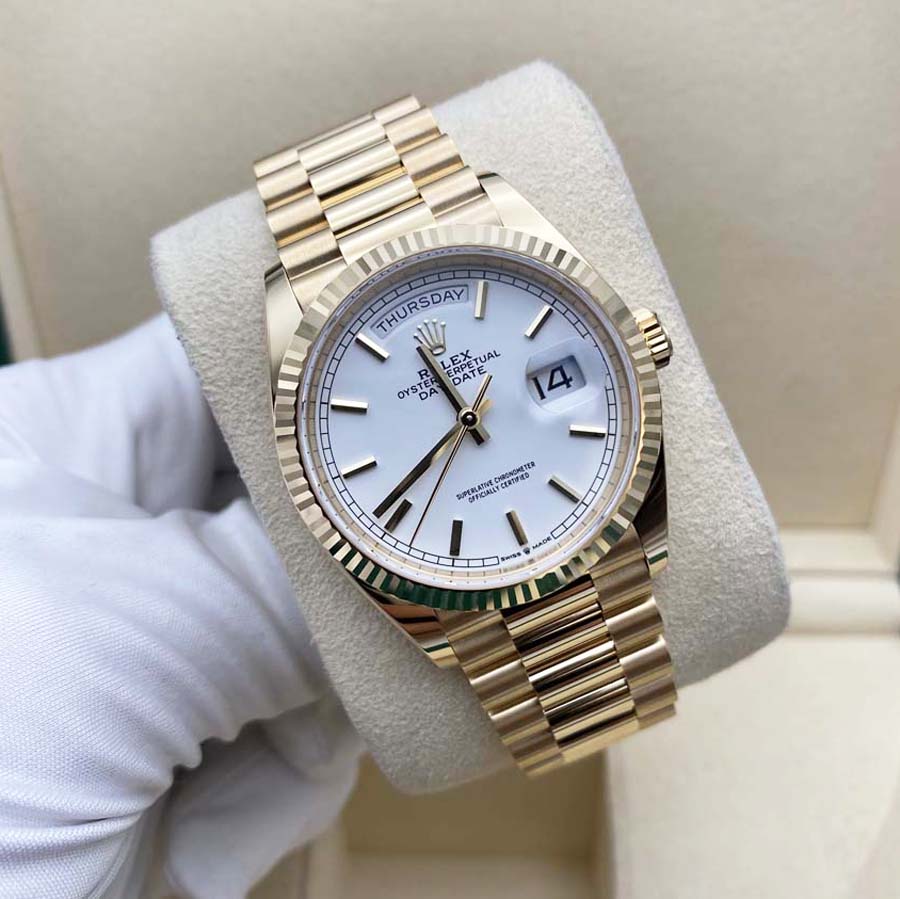 Rolex 1:1 Super Clone Day-Date 36mm Presidential 128238 Fluted Bezel White Dial