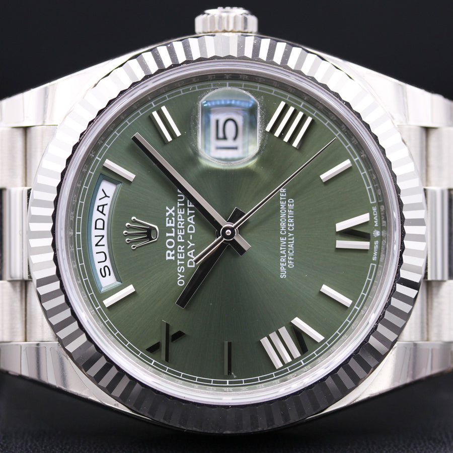 Rolex 1:1 Super Clone Day-Date 40 Presidential 228239 Fluted Bezel Olive Green Dial