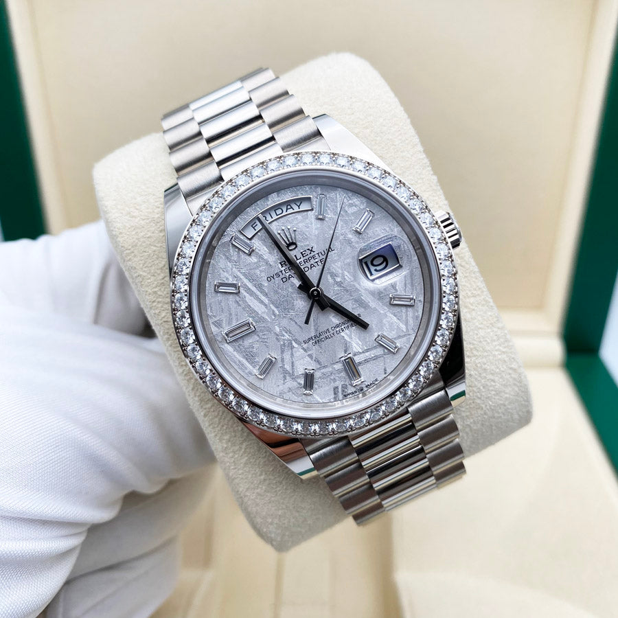 Rolex 1:1 Super Clone Day-Date 40 Presidential 228349 Diamond Bezel Baguette Diamond Meteorite Dial