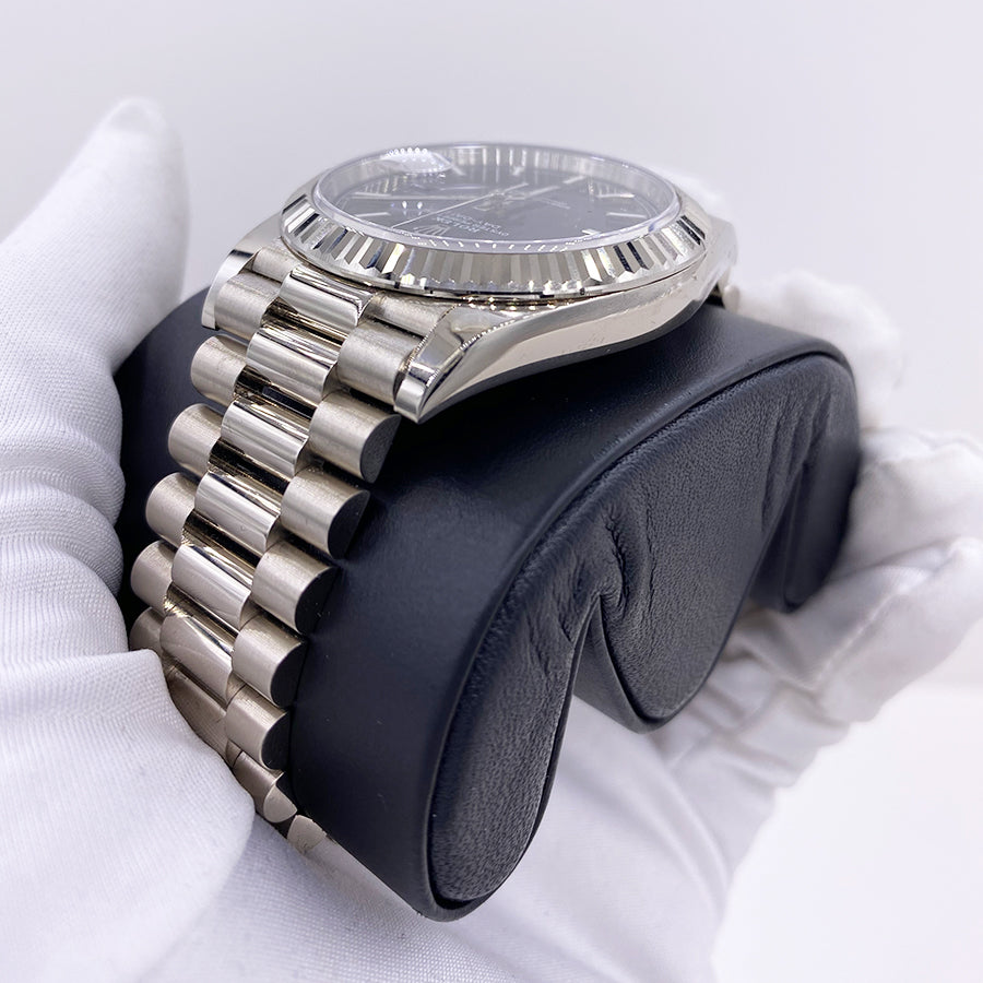 Rolex 1:1 Super Clone Day-Date 40 Presidential 228239 Fluted Bezel Black Dial