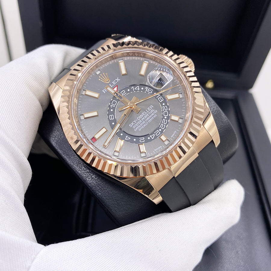 Rolex 1:1 Super Clone Sky-Dweller 42mm Oyster Flex 326235 Rhodium Dial