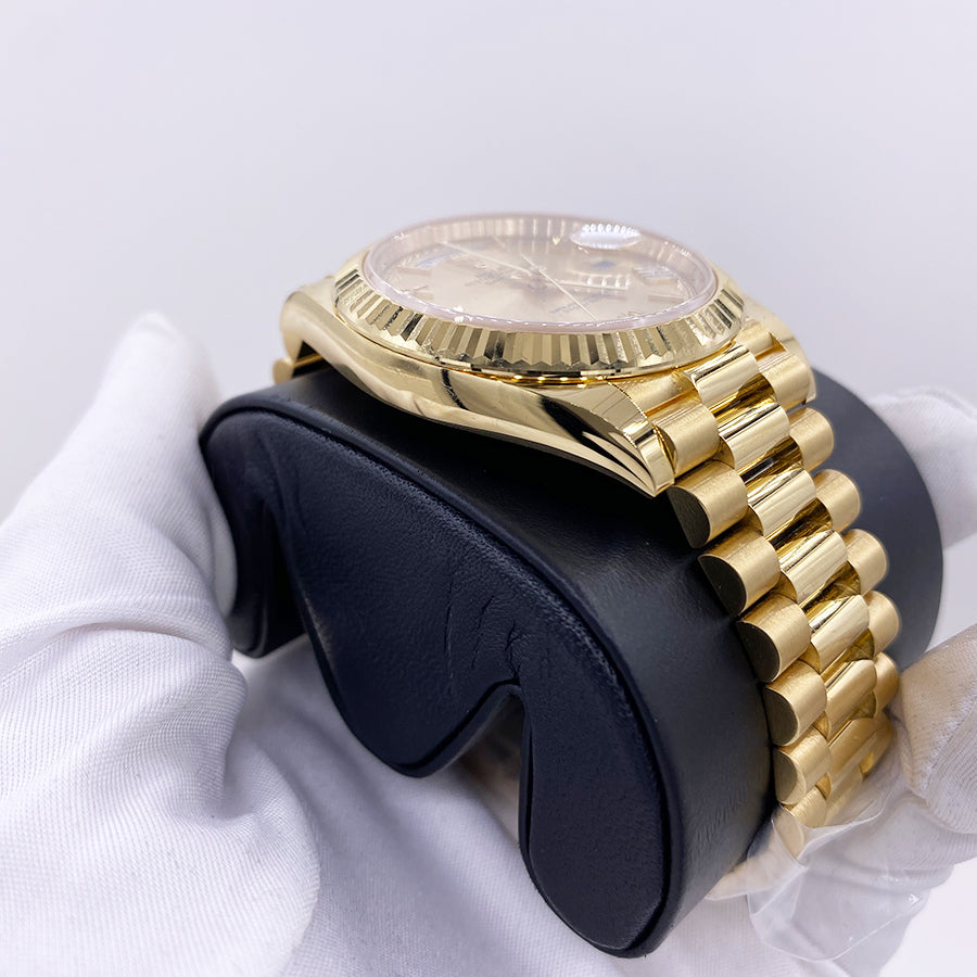 Rolex 1:1 Super Clone Day-Date 40 228238 Fluted Bezel Champagne Dial