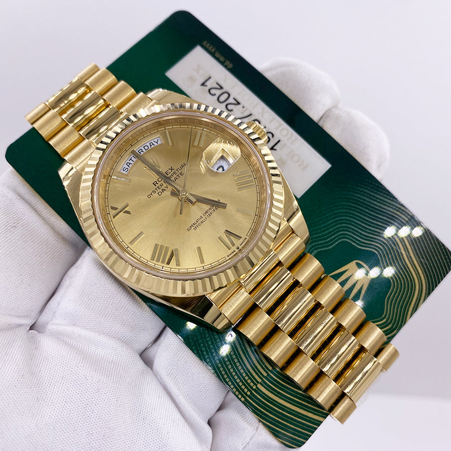 Rolex 1:1 Super Clone Day-Date 40 228238 Fluted Bezel Champagne Dial