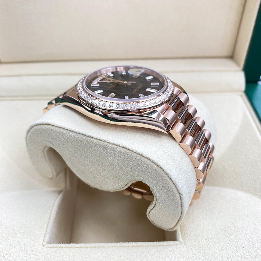 Rolex 1:1 Super Clone Day-Date 40 Presidential 228345RBR Diamond Bezel Baguette Eisenkiesel Dial