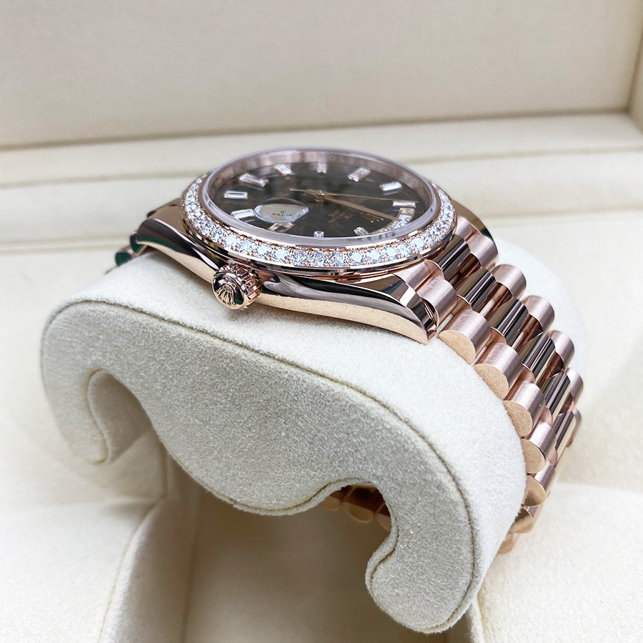 Rolex 1:1 Super Clone Day-Date 40 Presidential 228345RBR Diamond Bezel Baguette Eisenkiesel Dial