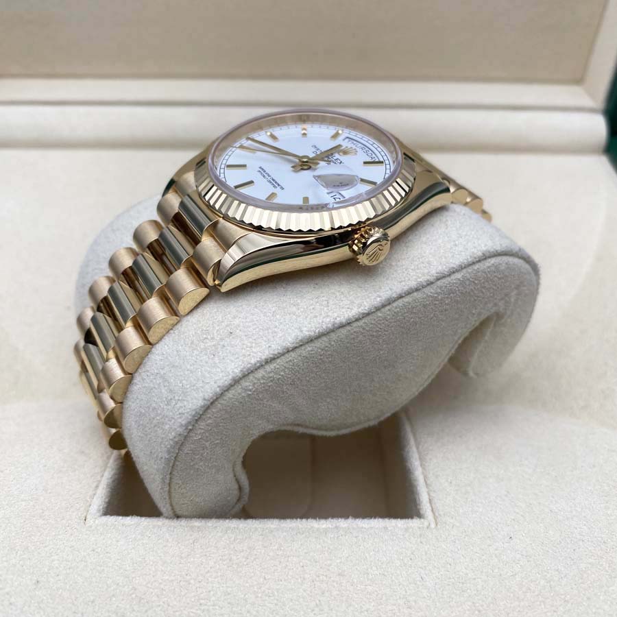 Rolex 1:1 Super Clone Day-Date 36mm Presidential 128238 Fluted Bezel White Dial