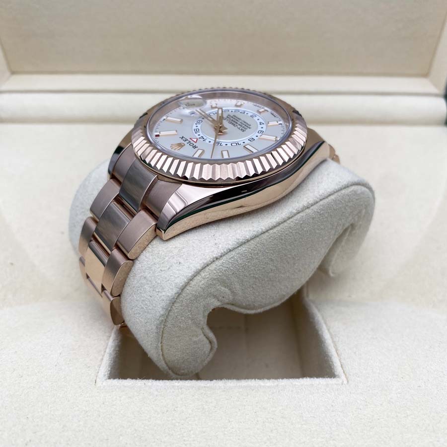 Rolex 1:1 Super Clone Sky-Dweller 42mm 326935 White Dial