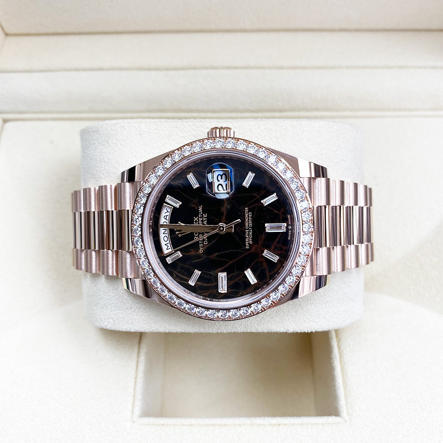 Rolex 1:1 Super Clone Day-Date 40 Presidential 228345RBR Diamond Bezel Baguette Eisenkiesel Dial
