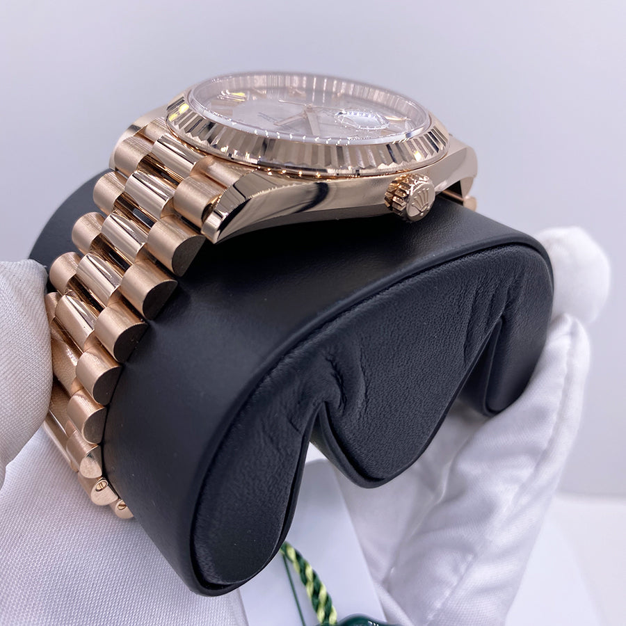 Rolex 1:1 Super Clone Day-Date 40 Presidential 228235 Fluted Bezel Sundust Dial