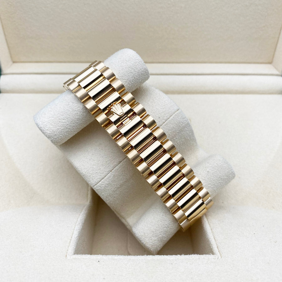 Rolex 1:1 Super Clone Day-Date 36mm Presidential 128238 Fluted Bezel Champagne Diamond Dial