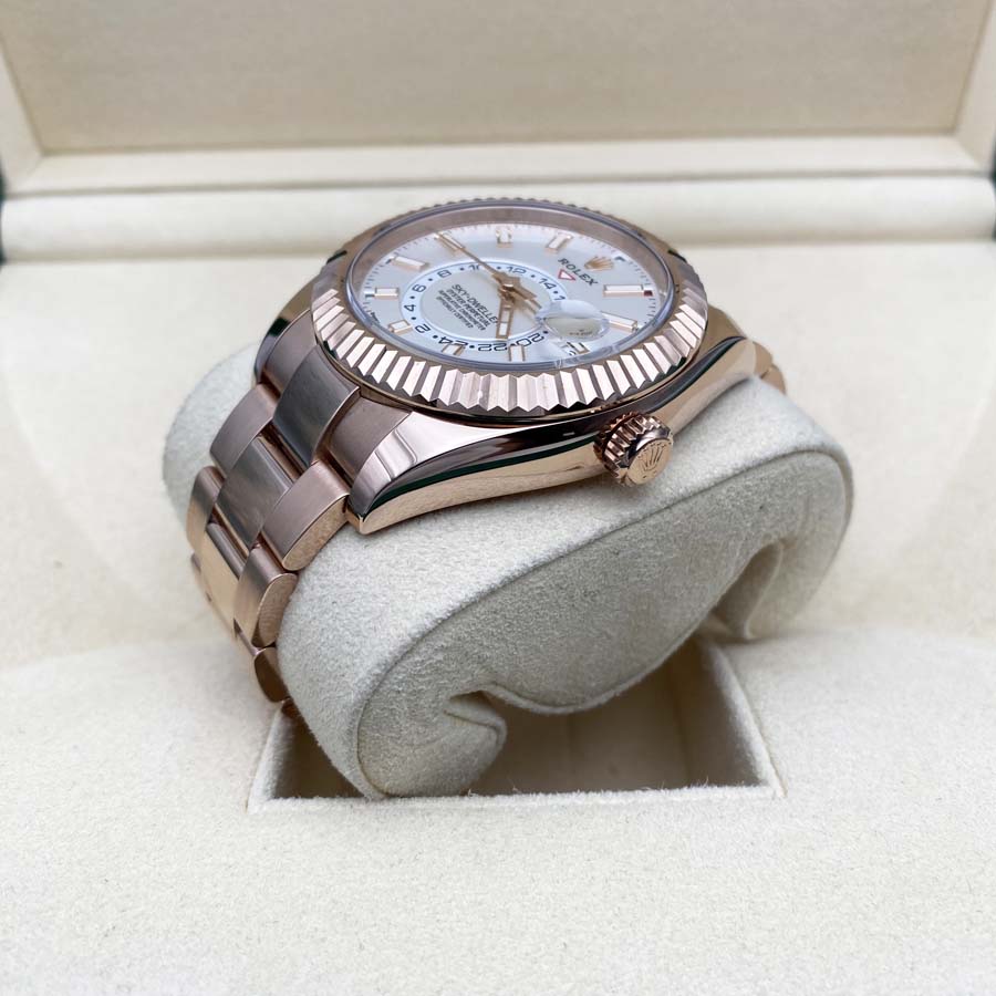 Rolex 1:1 Super Clone Sky-Dweller 42mm 326935 White Dial