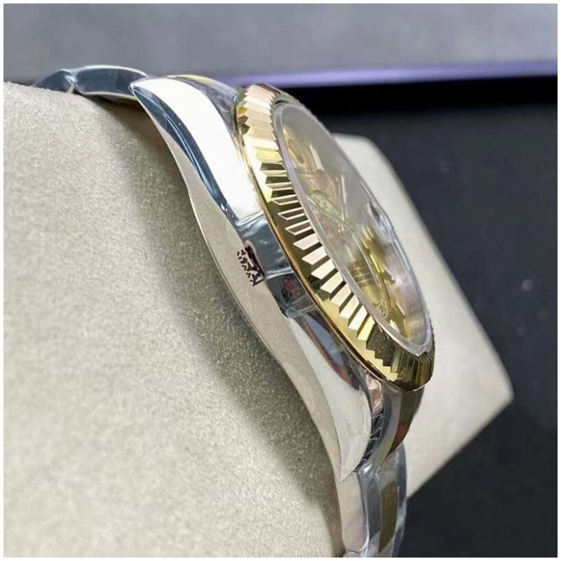 Rolex 1:1 Super Clone Sky-Dweller 42mm 326933 Champagne Dial