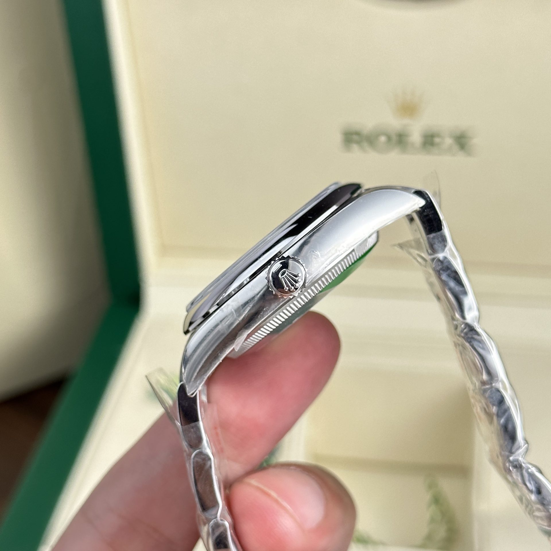 Rolex 1:1 Super Clone Oyster Perpetual Blue Dial Domed Bezel 36mm 126000