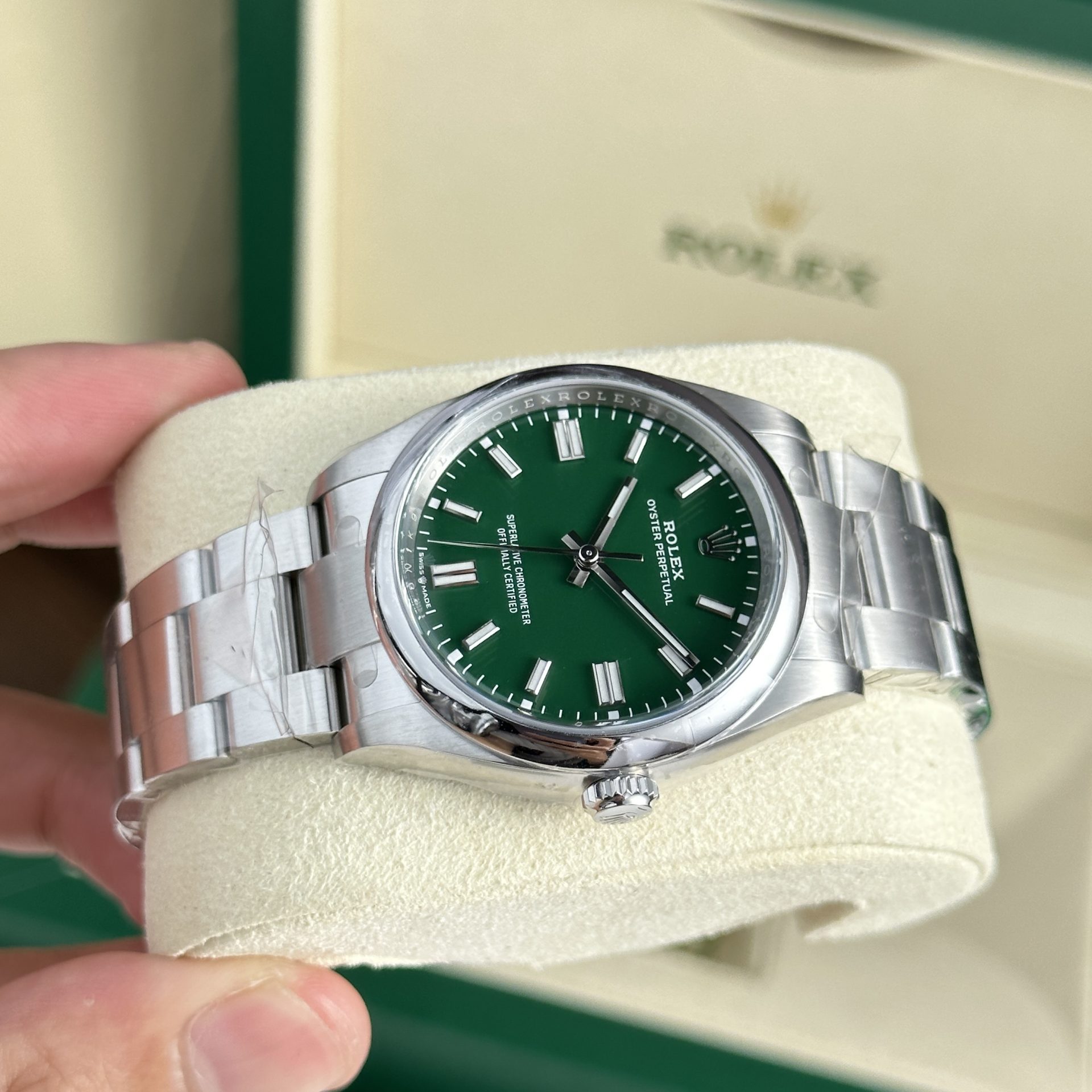 Rolex 1:1 Super Clone Oyster Perpetual Green Dial Domed Bezel 36mm 126000