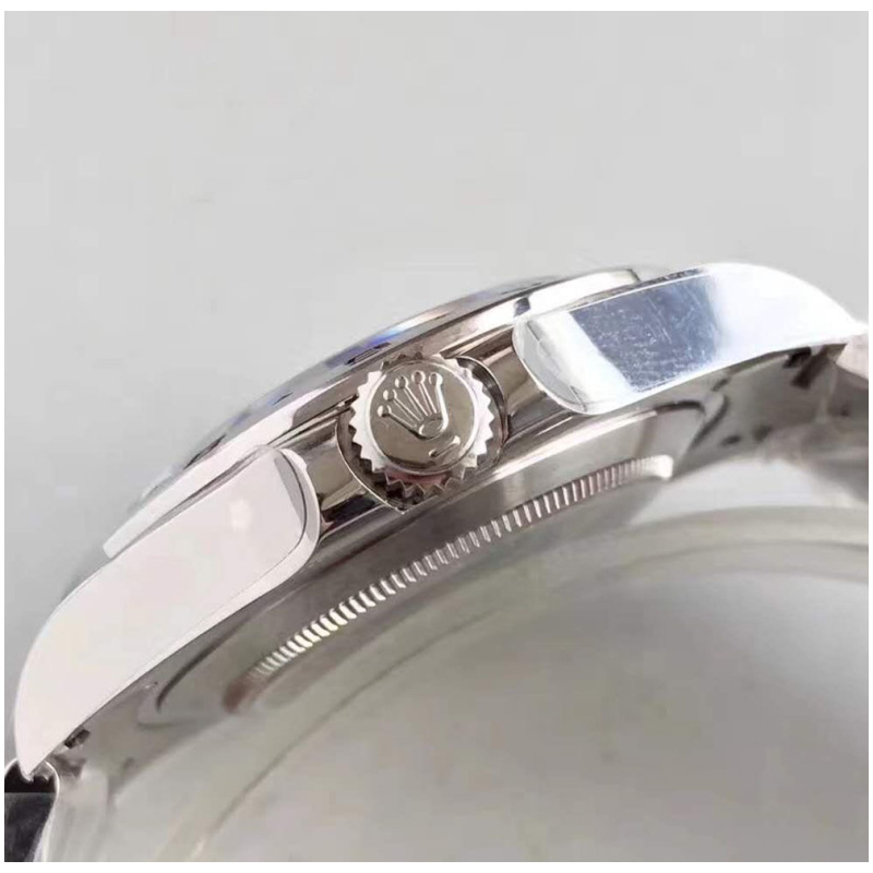 Rolex 1:1 Super Clone Explorer II 216570 42mm White Dial