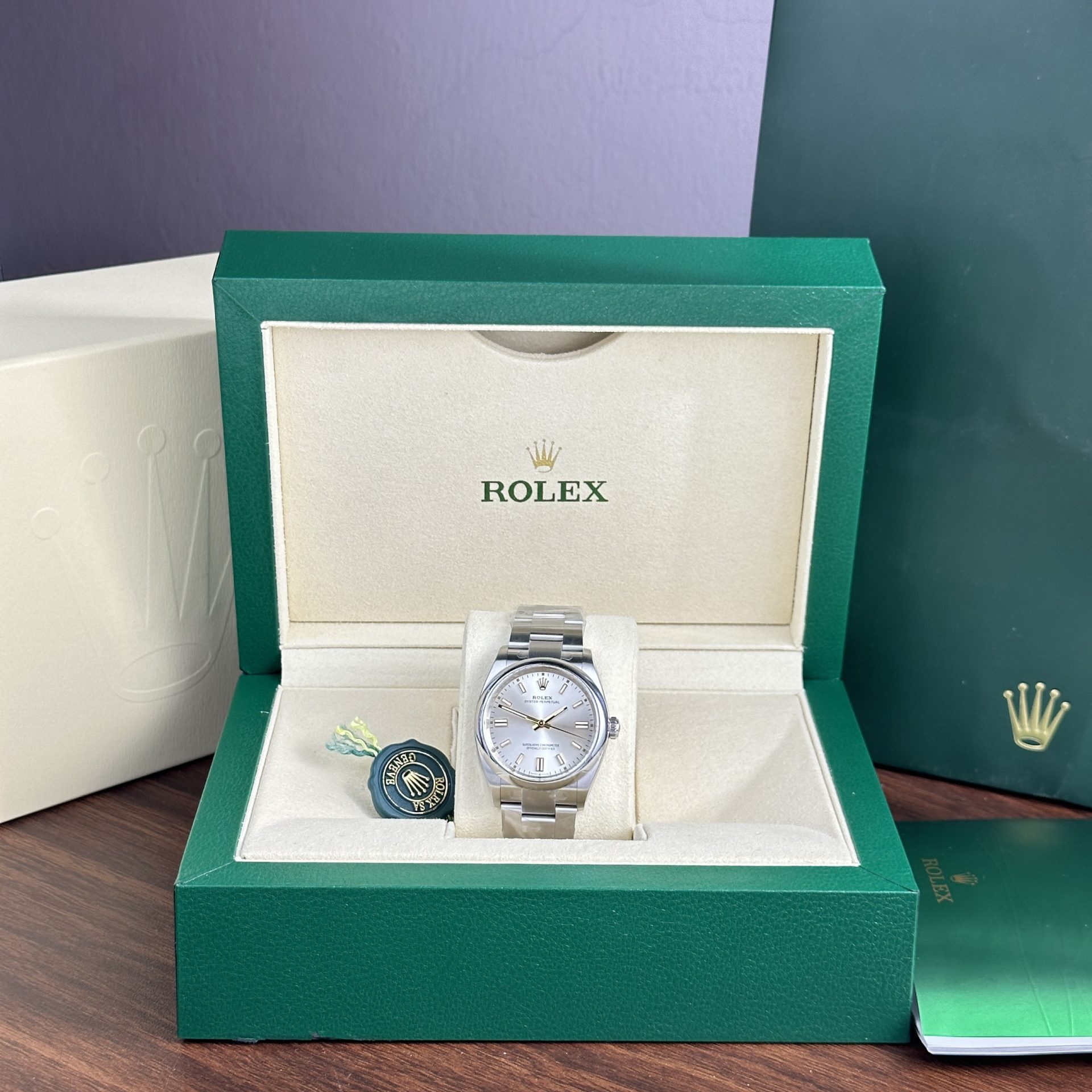 Rolex 1:1 Super Clone Oyster Perpetual Silver Dial Domed Bezel 34mm 124200