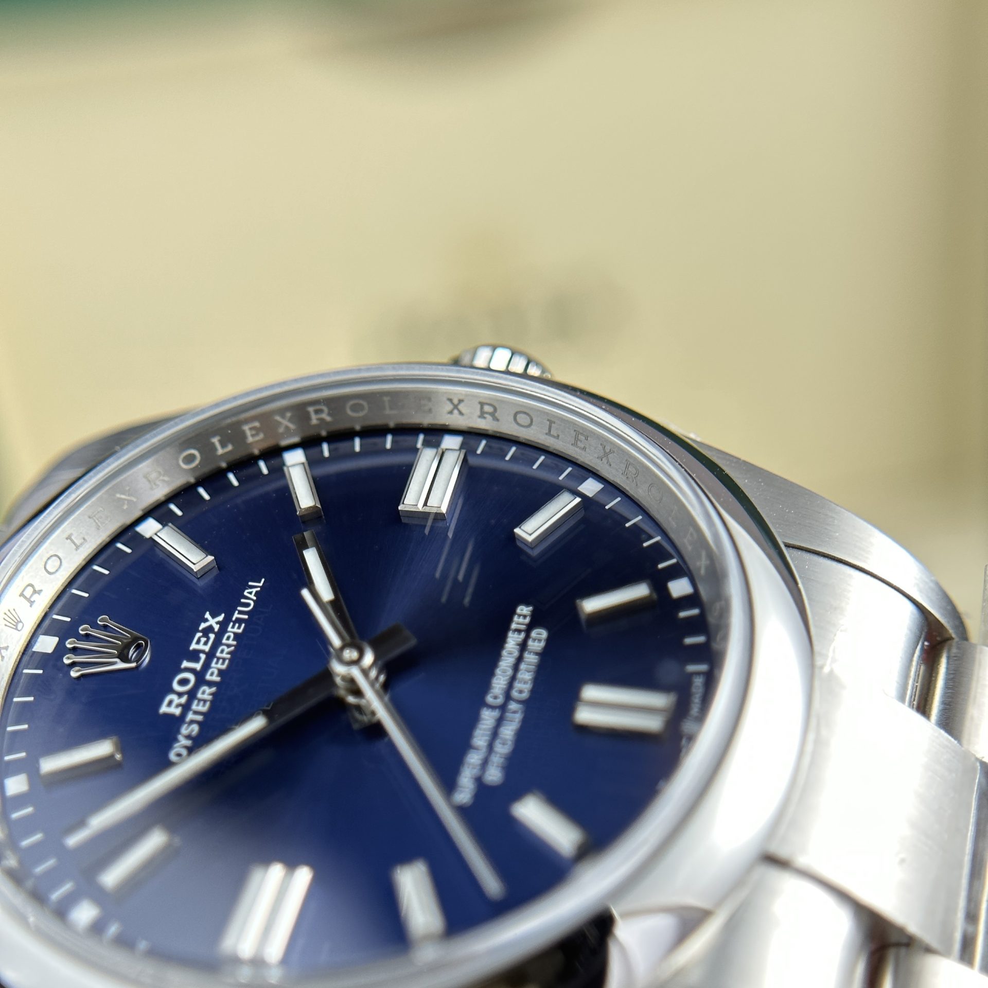 Rolex 1:1 Super Clone Oyster Perpetual Blue Dial Domed Bezel 36mm 126000